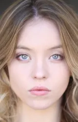 Сидни Суини